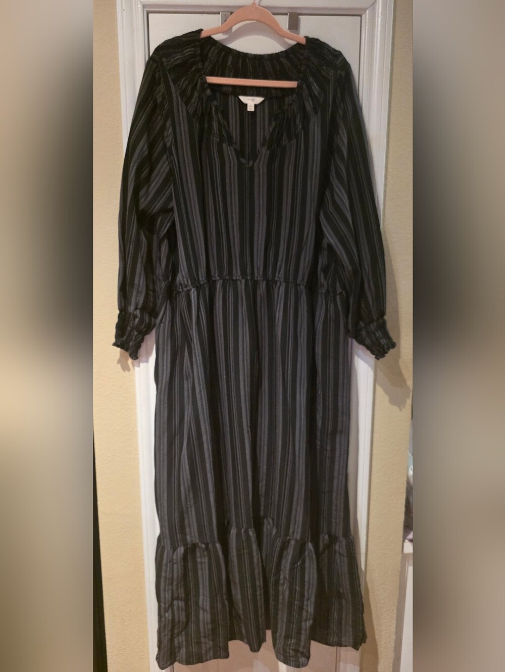 Striped Long Sleeve Maxi Dress - Black/Gray-2X